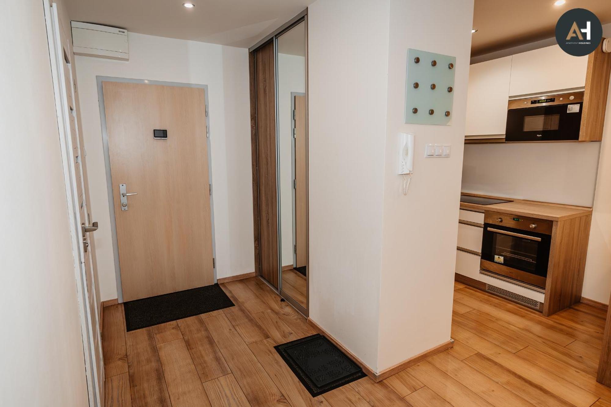Ah Povazska IV Apartment โกชิเซ ภายนอก รูปภาพ